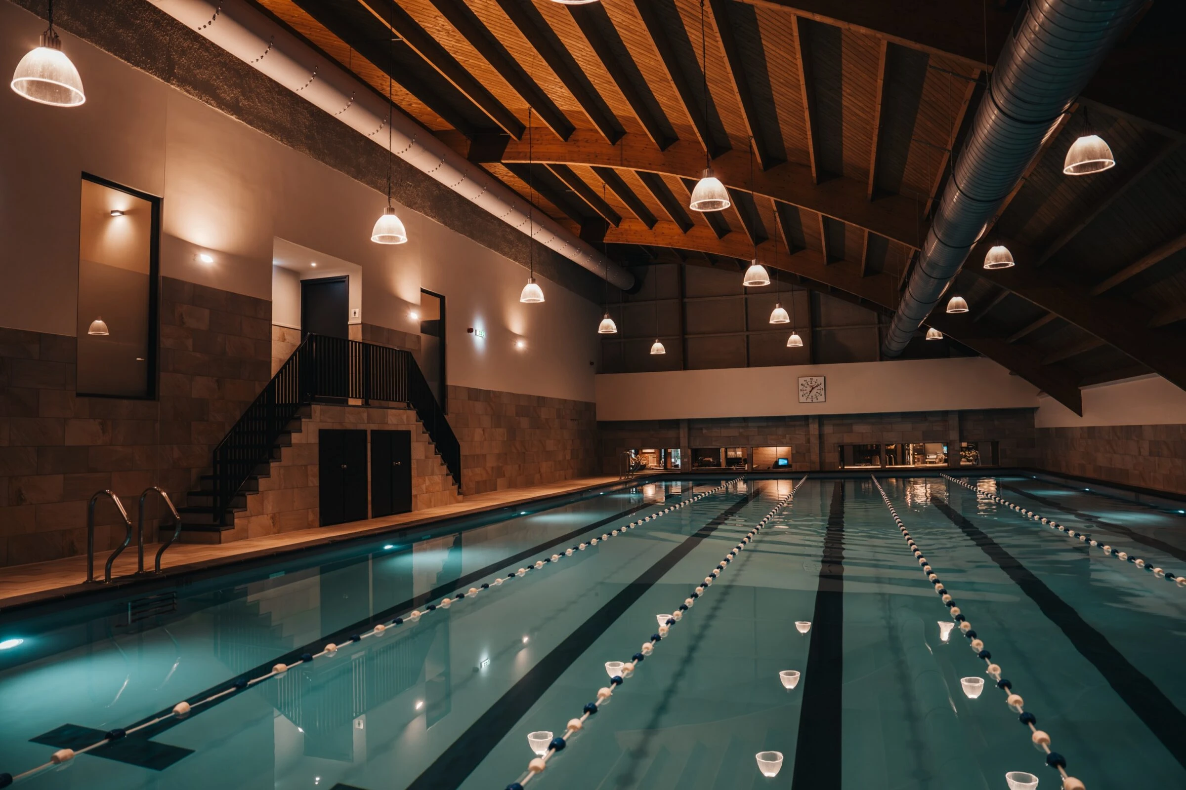 zwembad max health club aan de vliet