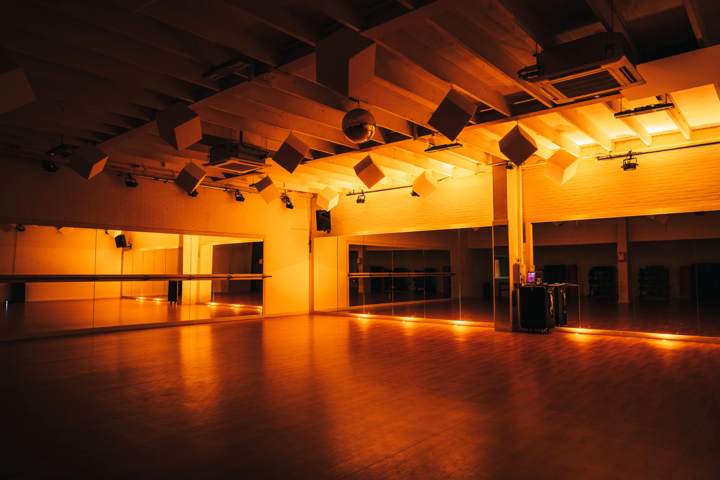 MaxHealthclub Hero 4